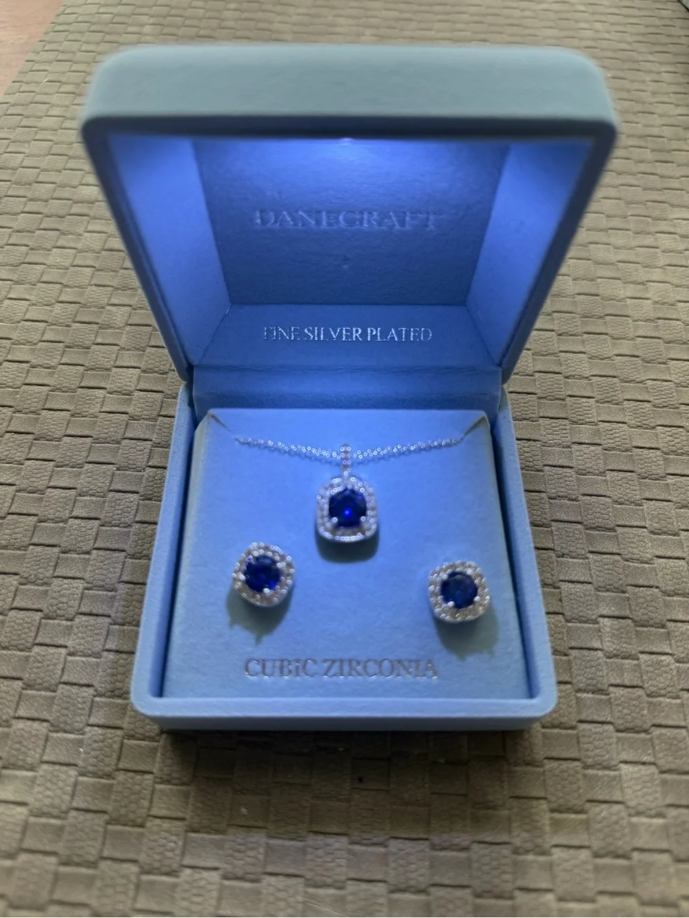 Danecraft  Silver-Plated Blue cubic Zirconia Necklace & Earring Set NEW boxe